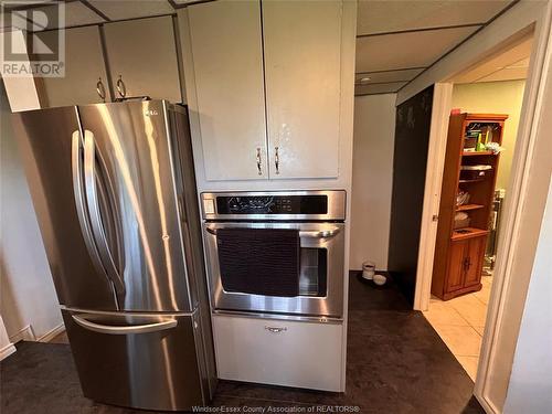 2120 Lesperance Avenue, Tecumseh, ON - Indoor Photo Showing Kitchen