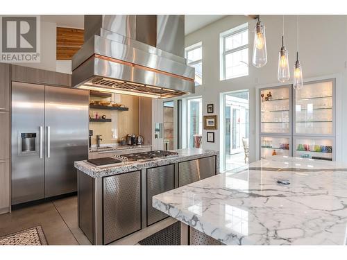 2185 Naramata Road, Naramata, BC - Indoor Photo Showing Kitchen