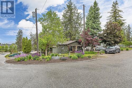 504 Stanley Crescent, Kelowna, BC - Outdoor