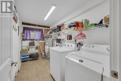 504 Stanley Crescent, Kelowna, BC - Indoor Photo Showing Laundry Room