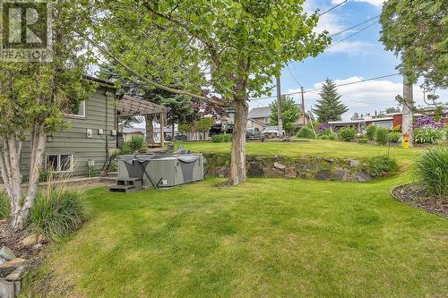 504 Stanley Crescent, Kelowna, BC - Outdoor