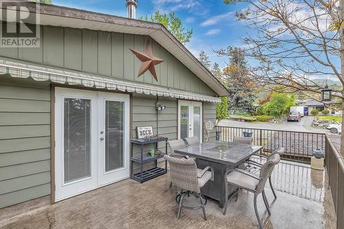 504 Stanley Crescent, Kelowna, BC - Outdoor With Deck Patio Veranda With Exterior