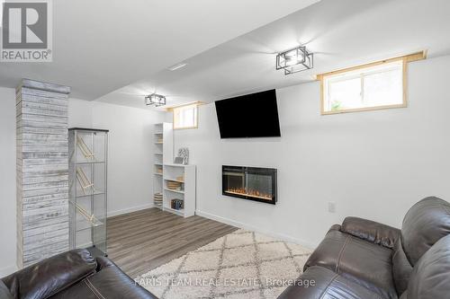 1301 Hunter Street, Innisfil, ON - Indoor With Fireplace