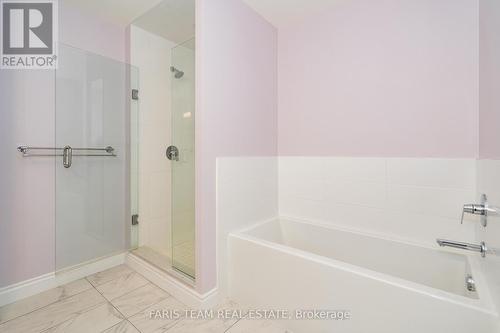 109 - 90 Orchard Point Road, Orillia, ON - Indoor Photo Showing Bathroom