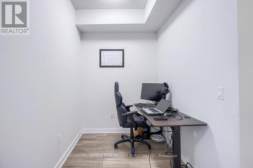 1517 - 4055 Parkside Village, Mississauga, ON - Indoor Photo Showing Office