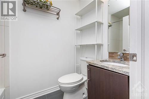 429 Kent Street Unit#506, Ottawa, ON - Indoor Photo Showing Bathroom