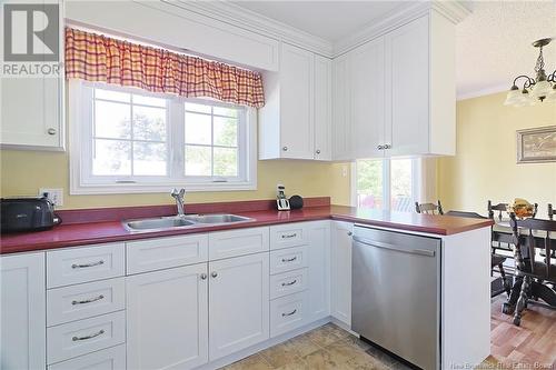 40 Matthews Court, Fredericton, NB - Indoor Photo Showing Kitchen With Double Sink