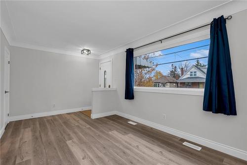 515 Queensdale Avenue E|Unit #Main, Hamilton, ON - Indoor Photo Showing Other Room