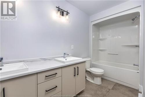 71 Belfry St, Moncton, NB - Indoor Photo Showing Bathroom