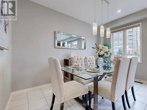 33 King William Crescent, Richmond Hill, ON - Indoor Photo Showing Dining Room