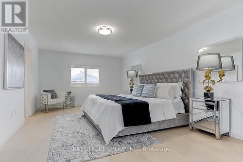 73 Sunridge Street, Richmond Hill, ON - Indoor Photo Showing Bedroom