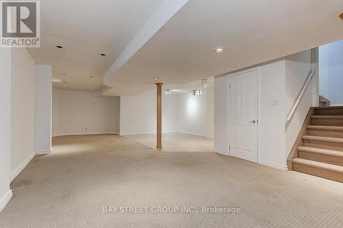 73 Sunridge Street, Richmond Hill, ON - Indoor Photo Showing Other Room