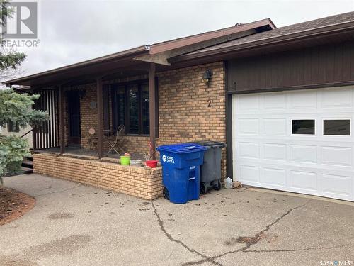 2 Shaw Place, Assiniboia, SK - Outdoor With Exterior