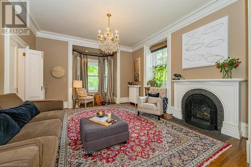 134 Dublin Street N, Guelph (Exhibition Park), ON - Indoor Photo Showing Living Room With Fireplace