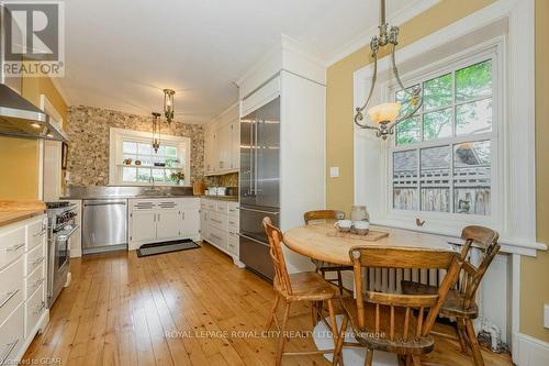 134 Dublin Street N, Guelph (Exhibition Park), ON - Indoor Photo Showing Dining Room