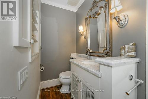 134 Dublin Street N, Guelph (Exhibition Park), ON - Indoor Photo Showing Bathroom