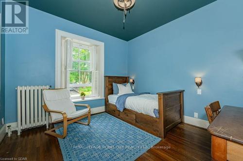 134 Dublin Street N, Guelph (Exhibition Park), ON - Indoor Photo Showing Bedroom