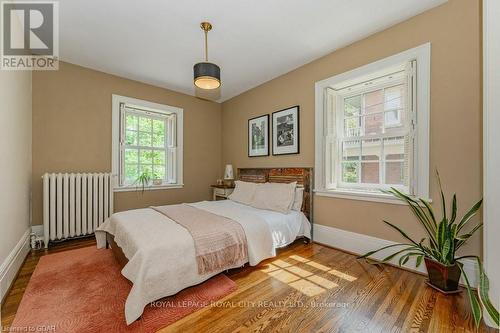 134 Dublin Street N, Guelph (Exhibition Park), ON - Indoor Photo Showing Bedroom