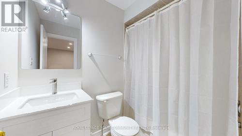 82 Goode Street, Richmond Hill, ON - Indoor Photo Showing Bathroom