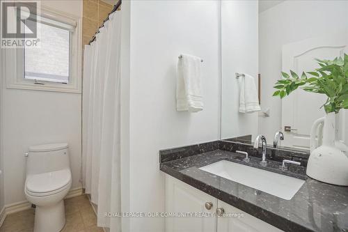 2172 Dawson Crescent, Innisfil (Alcona), ON - Indoor Photo Showing Bathroom