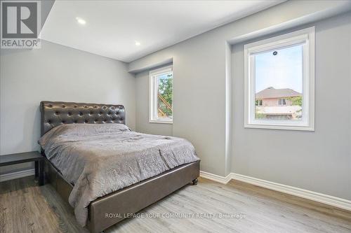 2172 Dawson Crescent, Innisfil, ON - Indoor Photo Showing Bedroom