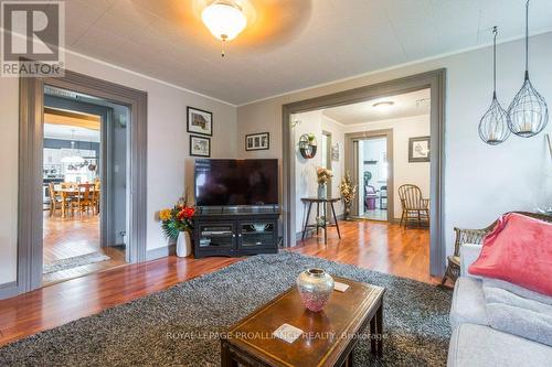 231 Mill Street, Stirling-Rawdon, ON - Indoor Photo Showing Living Room