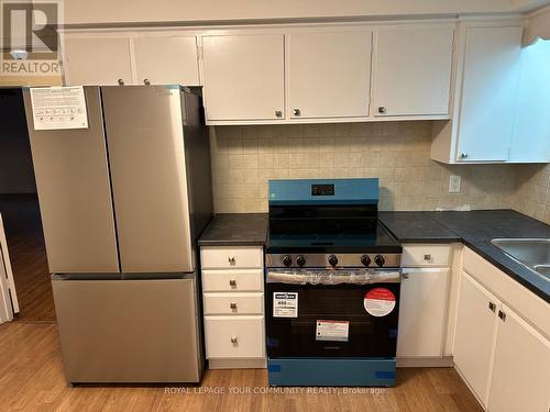 275 Betty Ann Drive, Toronto, ON - Indoor Photo Showing Kitchen