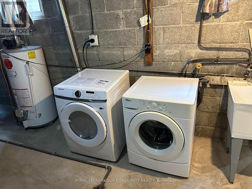 275 Betty Ann Drive, Toronto, ON - Indoor Photo Showing Laundry Room