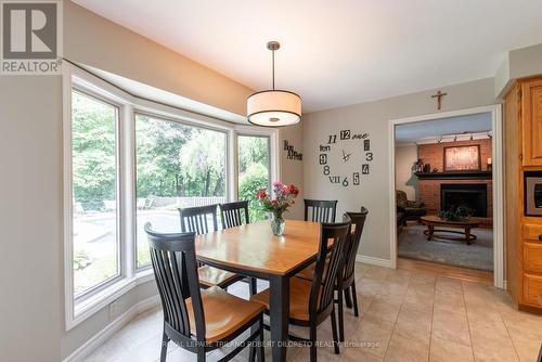 50 Longview Court, London, ON - Indoor Photo Showing Dining Room