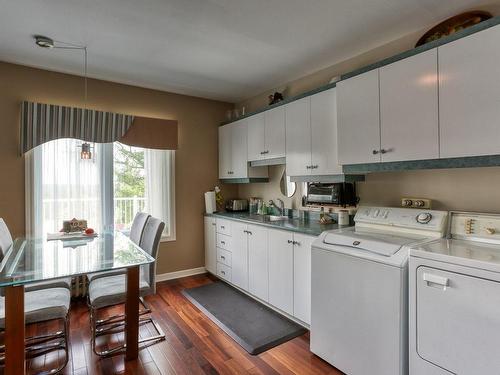 Kitchen - 115  - 119 Av. De Grand-Mère, Shawinigan, QC - Indoor Photo Showing Other Room