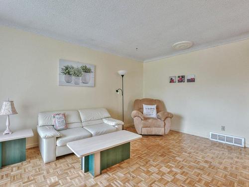 Living room - 911 Rue Du Relais, Saint-Jérôme, QC - Indoor Photo Showing Living Room