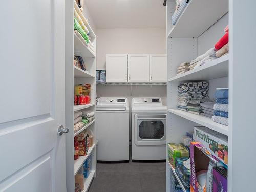 Salle de lavage - 1C-275 Rue Deslières, Saint-Bruno-De-Montarville, QC - Indoor Photo Showing Laundry Room