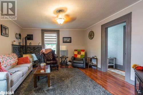 231 Mill Street, Stirling, ON - Indoor Photo Showing Living Room