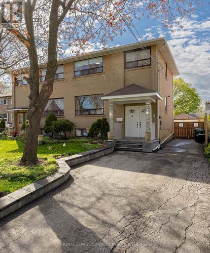 5 Ailsa Craig Court, Toronto, ON - Outdoor