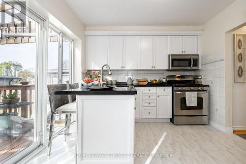 5 Ailsa Craig Court, Toronto, ON - Indoor Photo Showing Kitchen