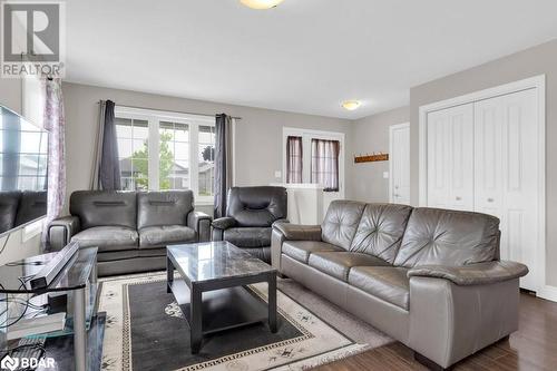 79 Sienna Avenue, Belleville, ON - Indoor Photo Showing Living Room