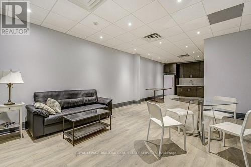 205 - 2 King Street W, Hamilton, ON - Indoor