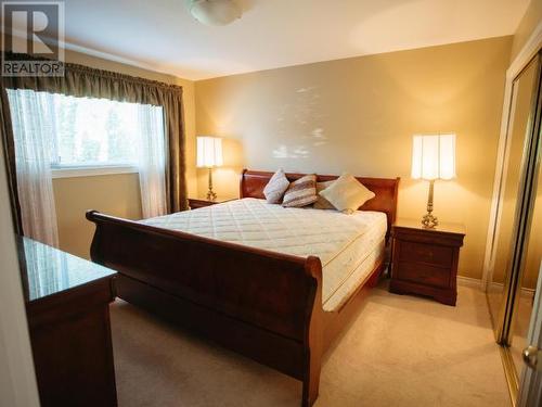 4145 Westview Ave, Powell River, BC - Indoor Photo Showing Bedroom