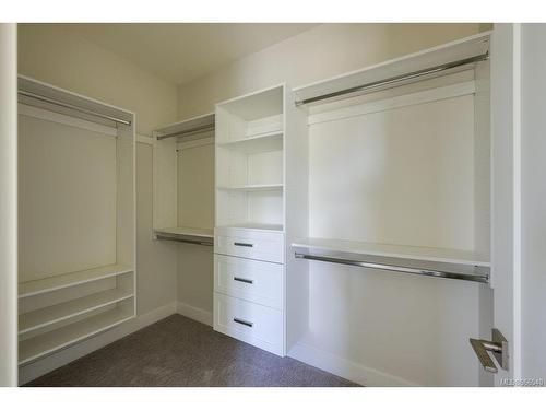 3152 Somerset St, Victoria, BC - Indoor With Storage