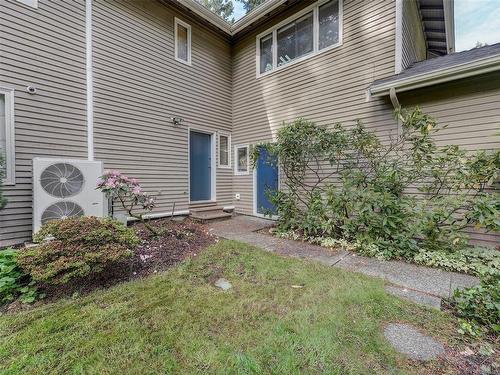 1011 Kentwood Pl, Saanich, BC 