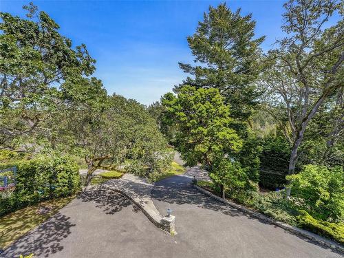 3516 Plymouth Rd, Oak Bay, BC 