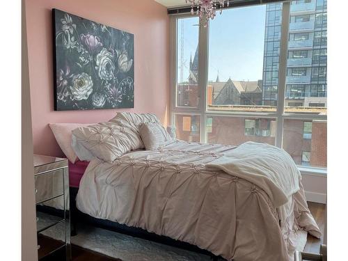 601-834 Johnson St, Victoria, BC - Indoor Photo Showing Bedroom