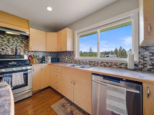 2635 Kinvig Street, Merritt, BC - Indoor Photo Showing Kitchen With Double Sink