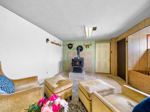 2635 Kinvig Street, Merritt, BC - Indoor With Fireplace