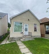 608 Cathedral AVE  Winnipeg, MB R2W 0Z1