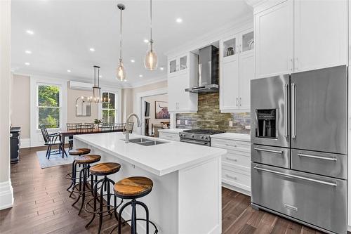 58 Victoria Street, Milton, ON - Indoor Photo Showing Kitchen With Double Sink With Upgraded Kitchen