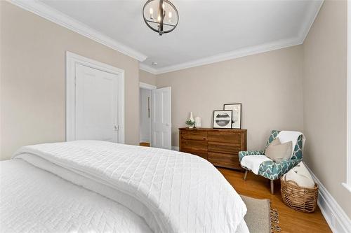 58 Victoria Street, Milton, ON - Indoor Photo Showing Bedroom