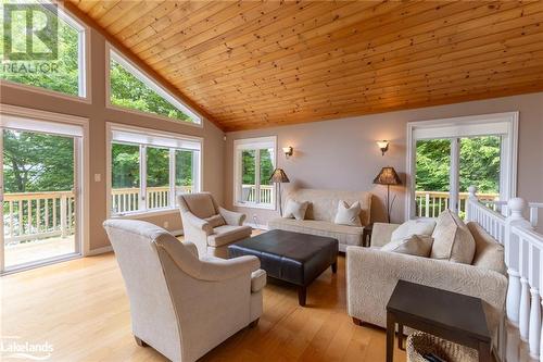 26 Port Vernon Lane, Huntsville, ON - Indoor Photo Showing Bedroom