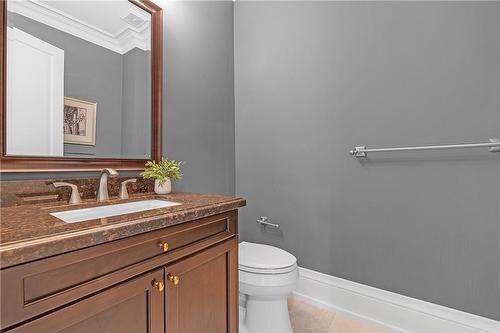 5519 Twelve Mile Trail, Burlington, ON - Indoor Photo Showing Bathroom