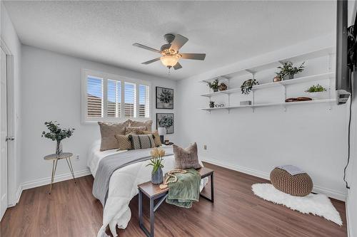 42 Caledonia Drive, Caledonia, ON - Indoor Photo Showing Bedroom